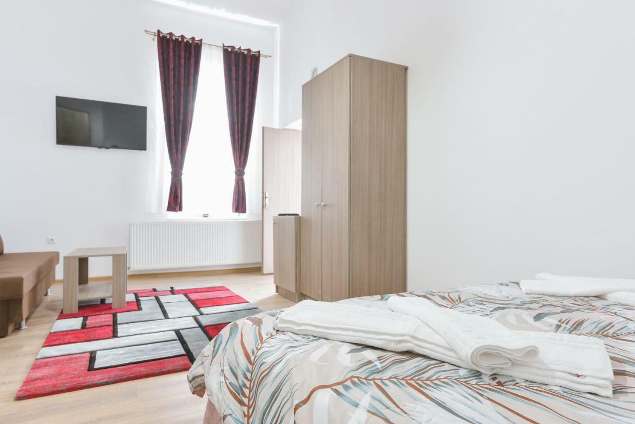 Casa Vlabisa Centru Hotel Cluj-Napoca Luaran gambar